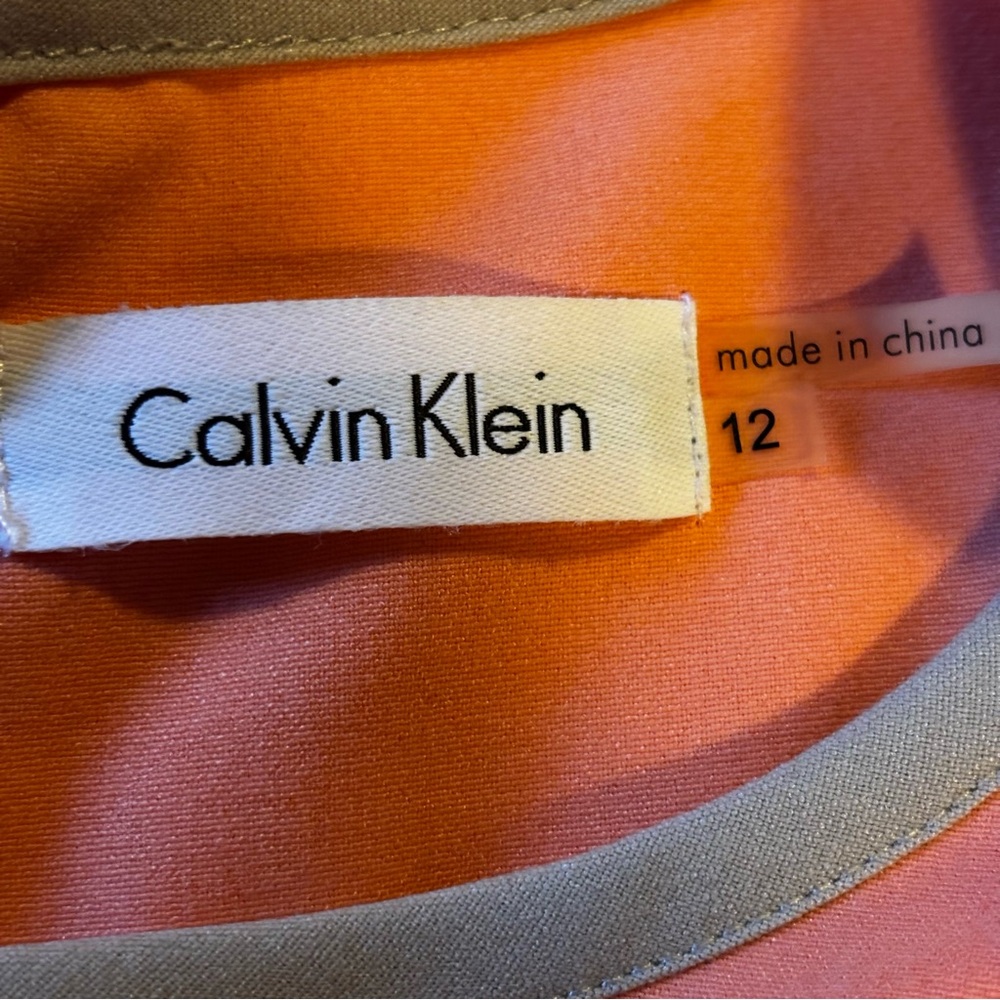 Calvin Klein Women's Sz 12 Sleeveless Colorblock Peach and white Sheath Dress - Picture 6 of 8